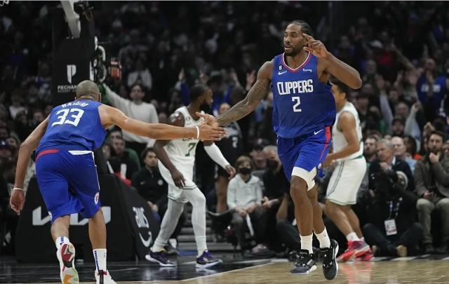 万博体育官网-20分痛击联盟第一！进攻回暖快艇打出赛季最佳一战