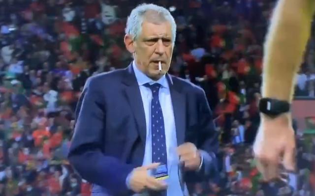 万博体育平台-3比1险胜土耳其 桑托斯太紧张了 叨了烟却没点着