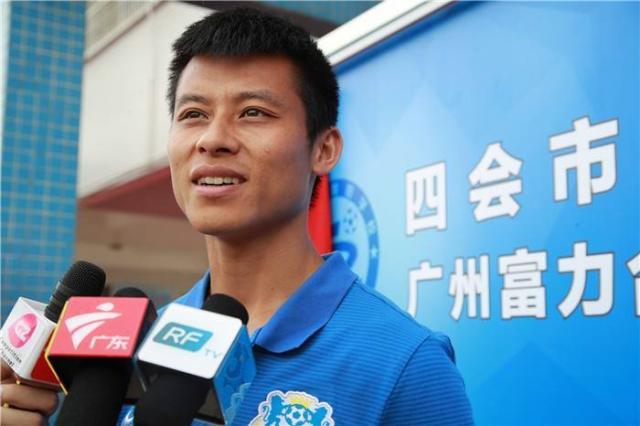万博体育官网-广州城官方：陈志钊热身赛中手掌骨折 将休息3-4周